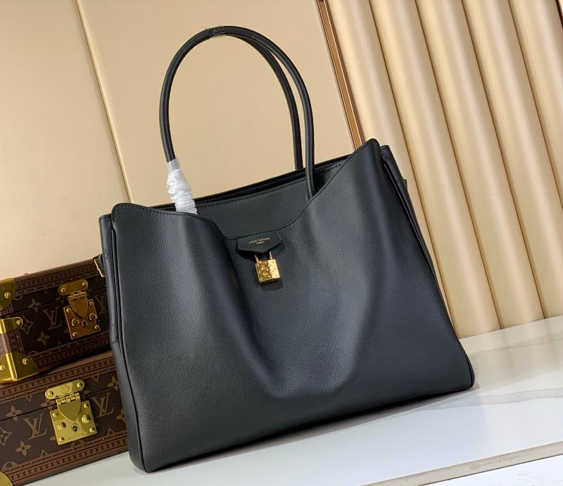 Dragons Bags ln Luxury Bag --69927