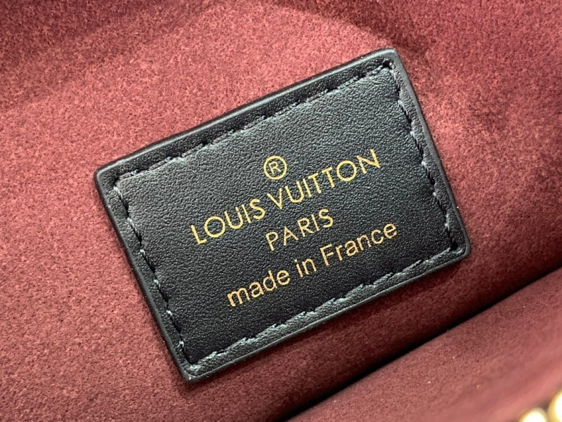 Dragons Bags ln Luxury Bag --58867