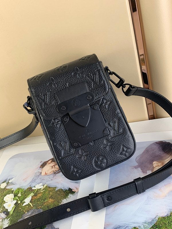 Dragons Bags ln Luxury Bag --67694