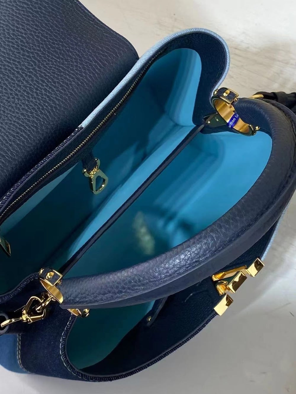 Dragons Bags ln Luxury Bag --60739
