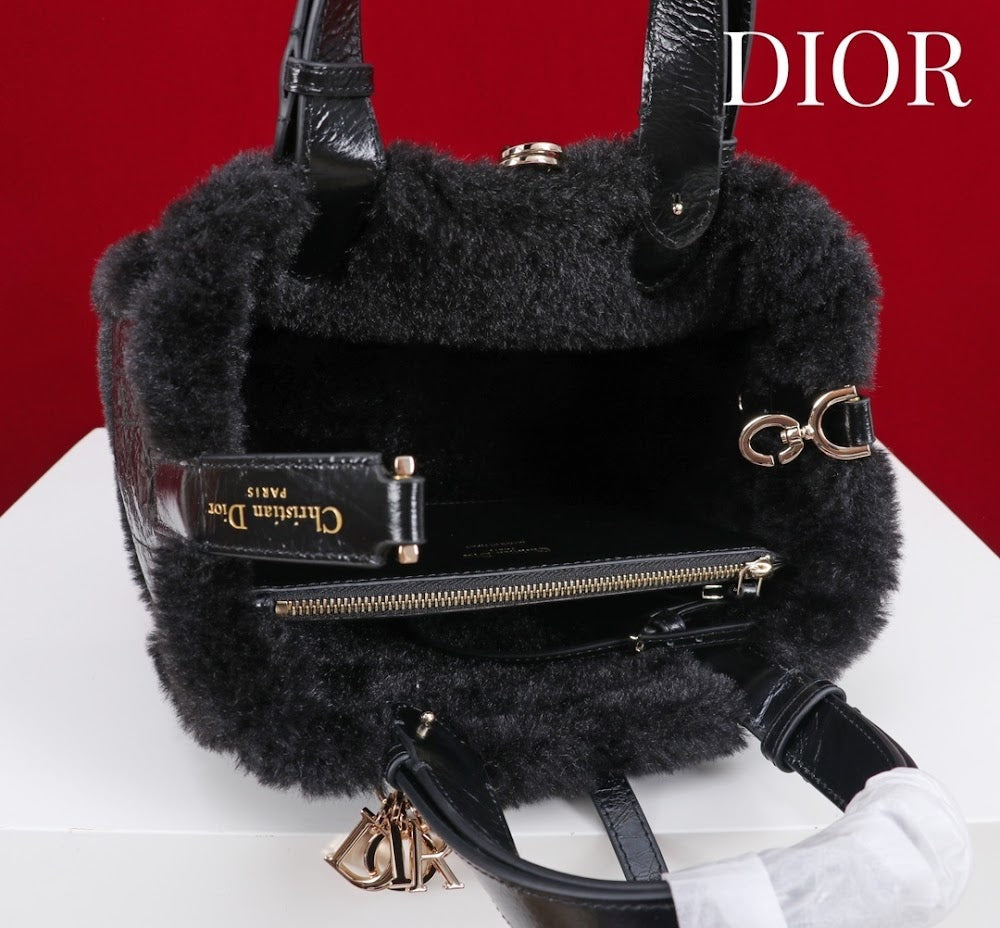 Dragons BagsDiorn Luxury Bag --116120