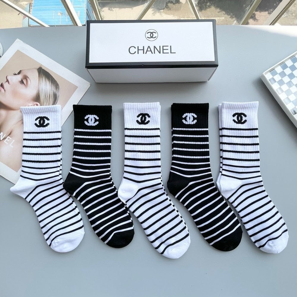 Dragons Bags Premium Luxury Socks --97739