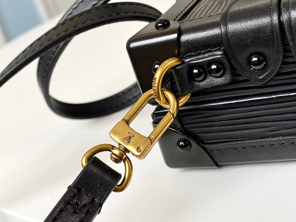 Dragons Bags ln Luxury Bag --56896