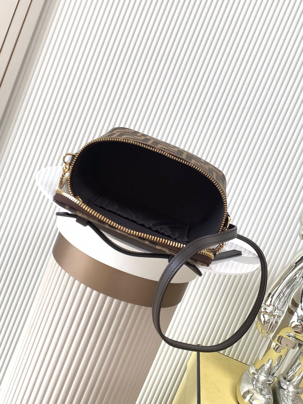 new-luxury-designer-bags-nm15000
