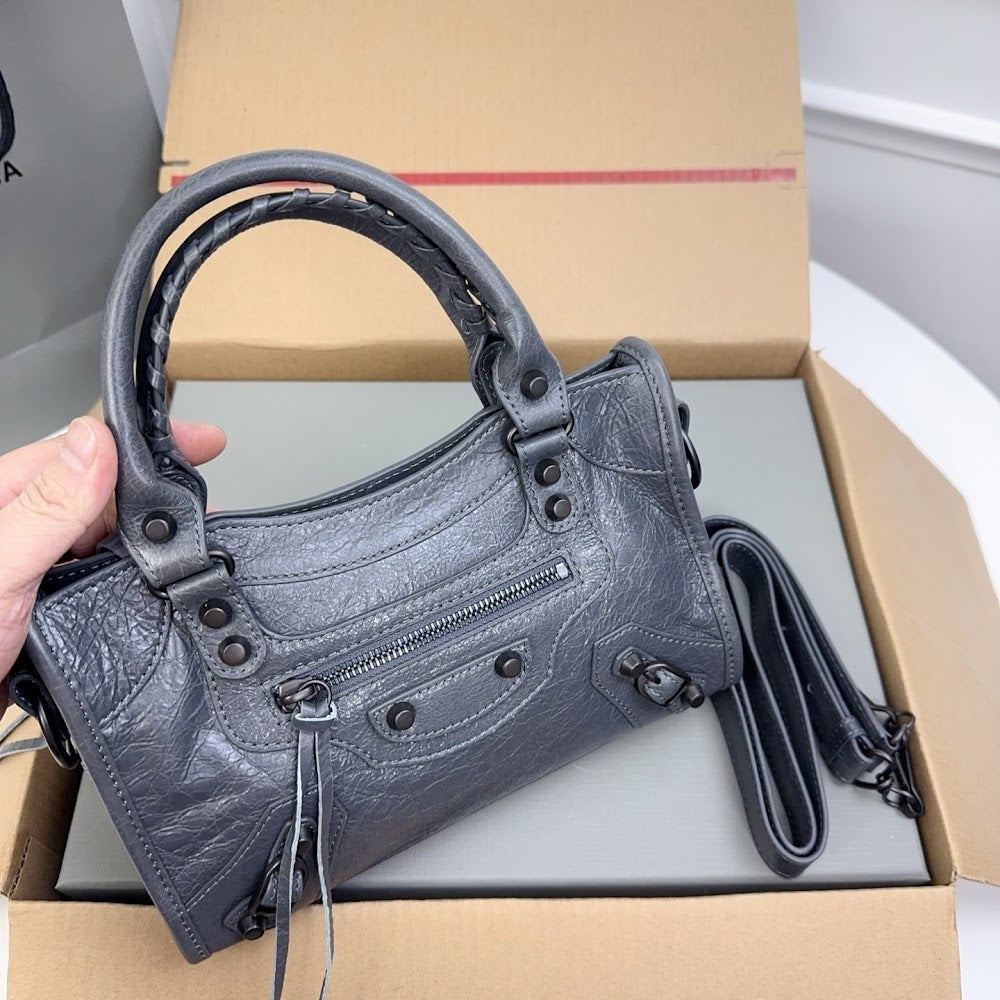 Dragons Bags Balenciaga Luxury Bag --110971