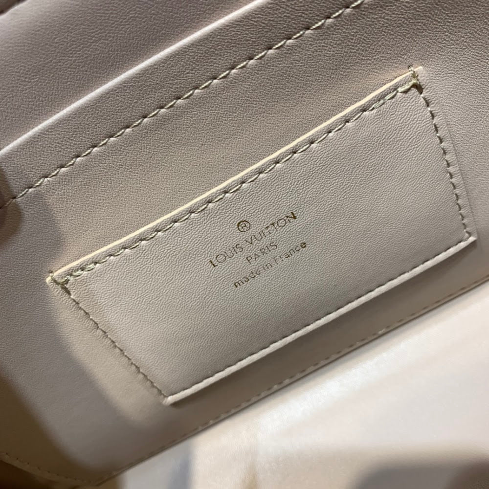 Dragons Bags ln Luxury Bag --59277