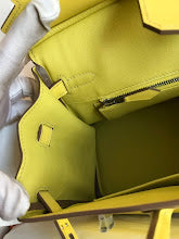 new-luxury-designer-bags-nm9203