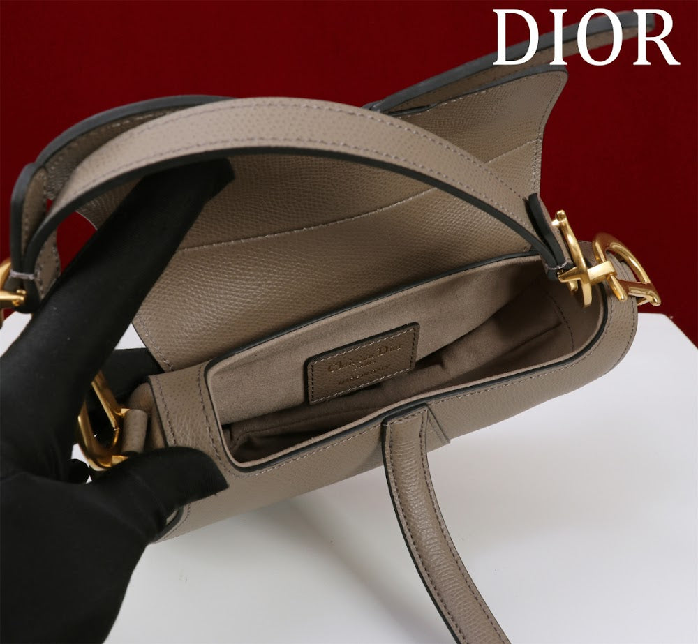 Dragons BagsDiorn Luxury Bag --116512