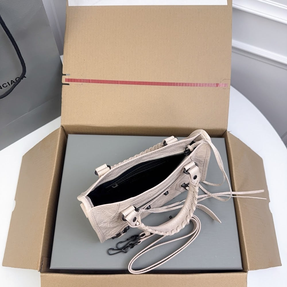 Dragons Bags Balenciaga Luxury Bag --110972