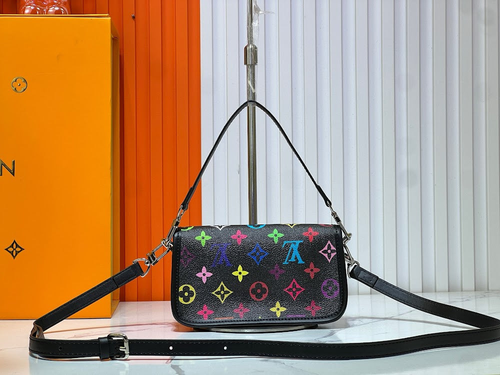 Dragons Bags ln Luxury Bag --81632