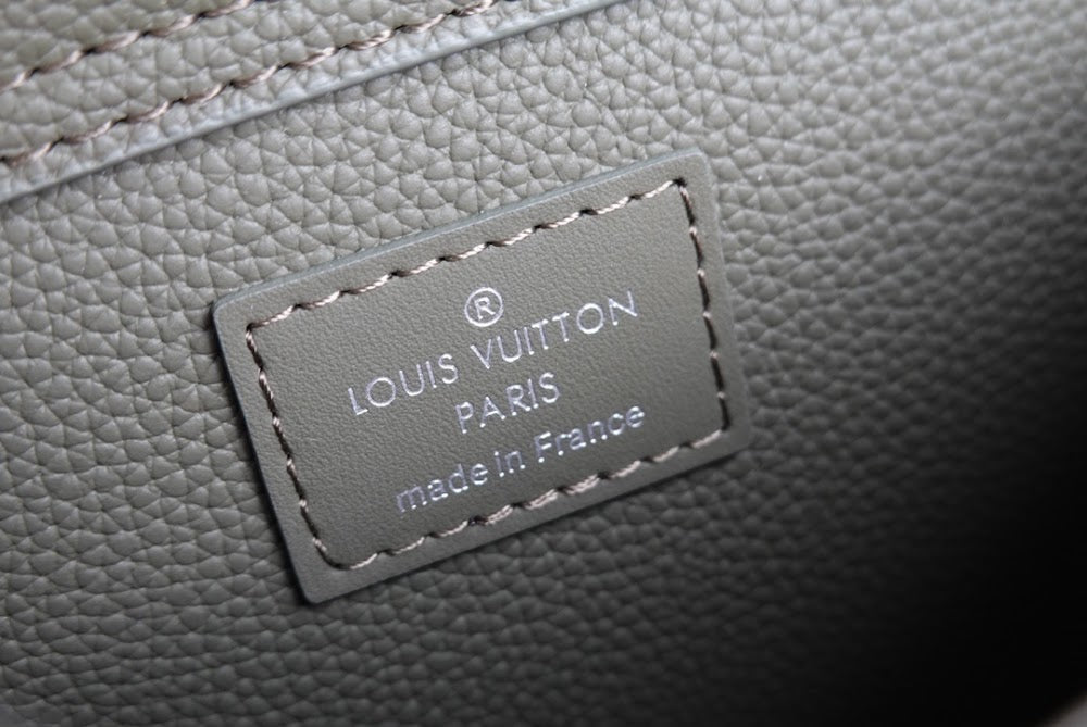 Dragons Bags ln Luxury Bag --67868
