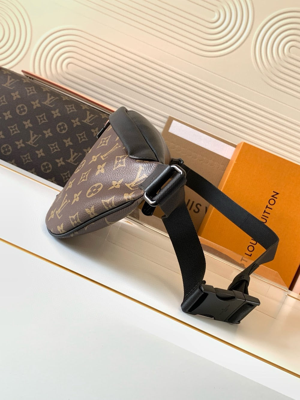 Dragons Bags ln Luxury Bag --70879