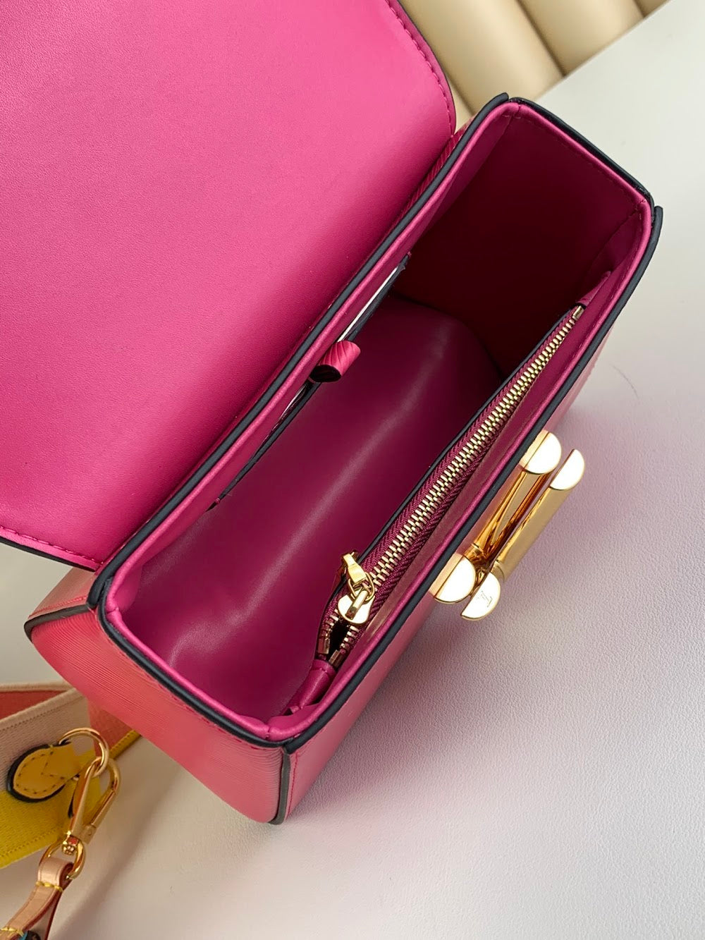 Dragons Bags ln Luxury Bag --61159