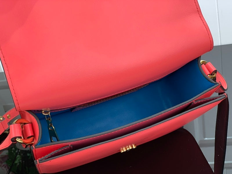 Dragons Bags ln Luxury Bag --59475