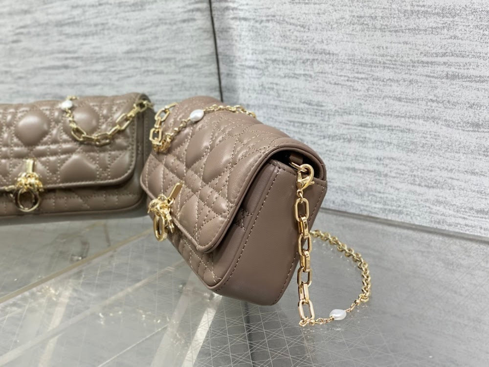 Dragons BagsDiorn Luxury Bag --115089