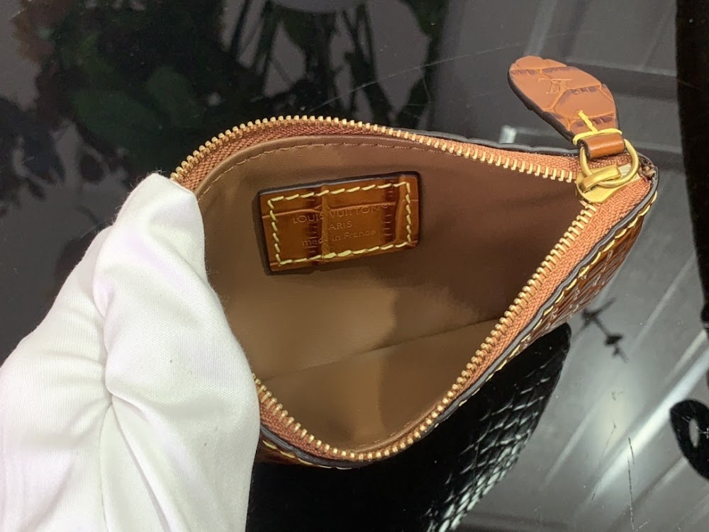 Dragons Bags ln Luxury Bag --97143