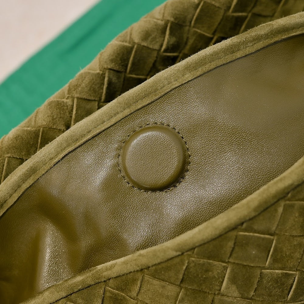 new-luxury-designer-bags-nm10567