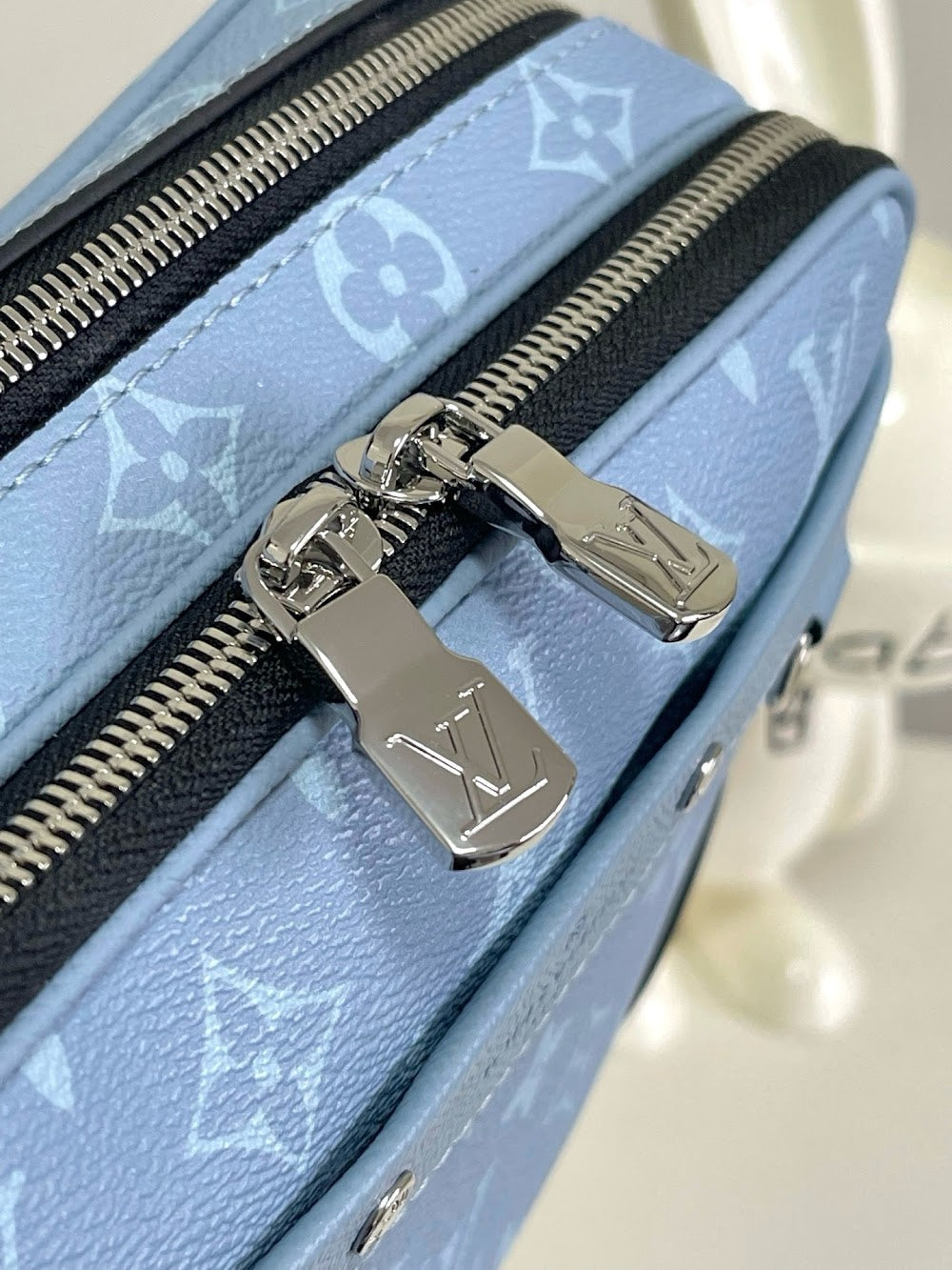 Dragons Bags ln Luxury Bag --71460