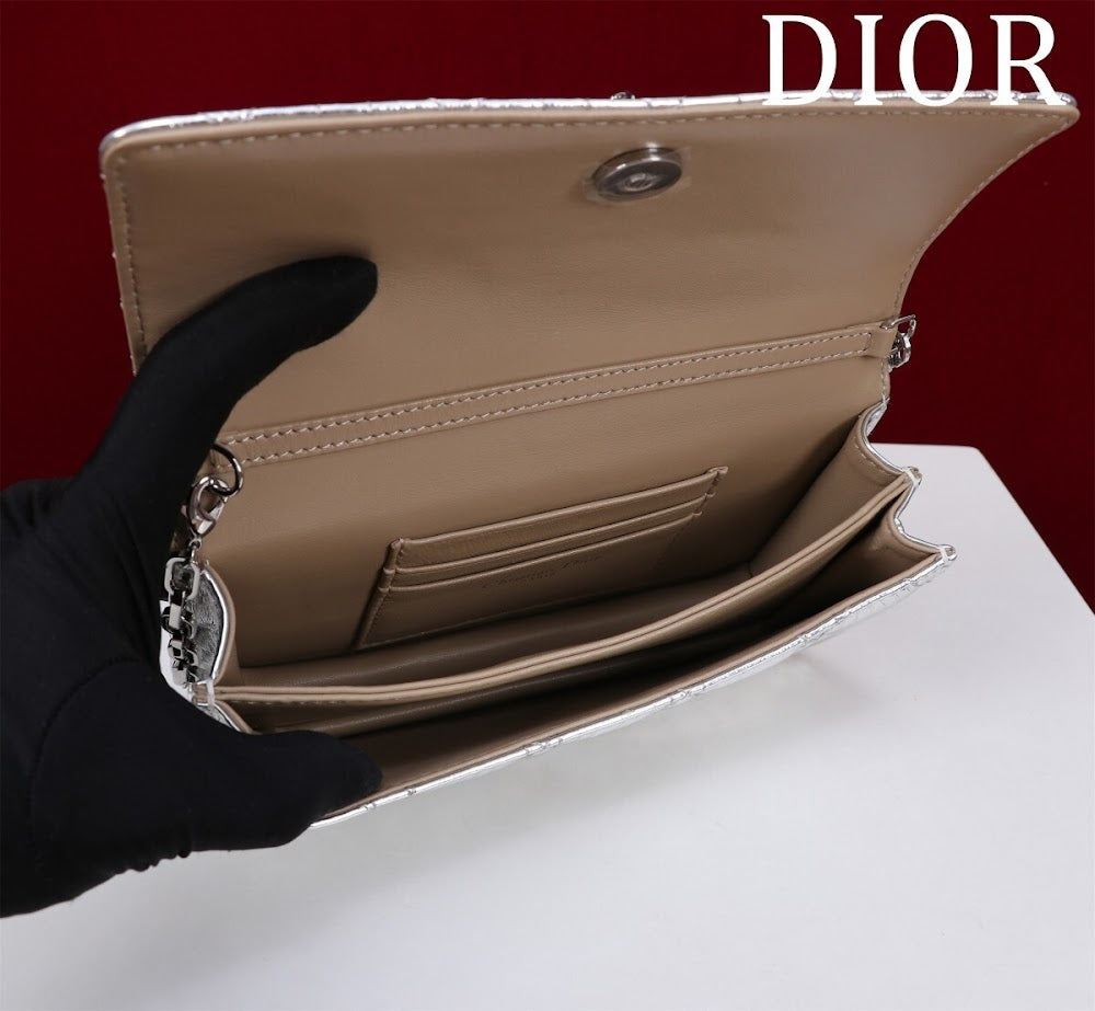 Dragons BagsDiorn Luxury Bag --116171