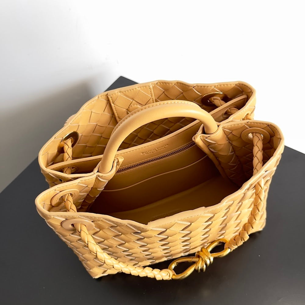 new-luxury-designer-bags-nm10709