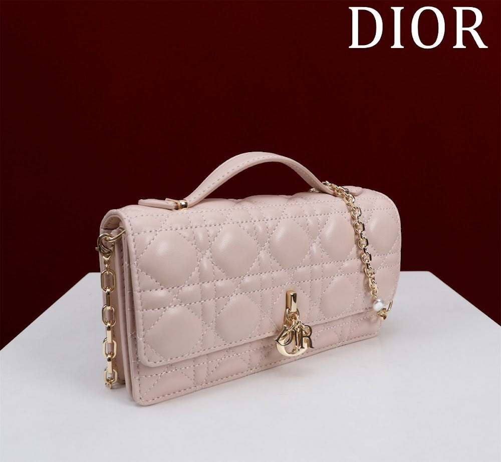 Dragons BagsDiorn Luxury Bag --116236