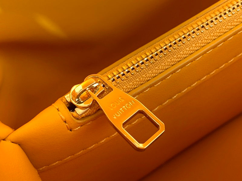 Dragons Bags ln Luxury Bag --62465