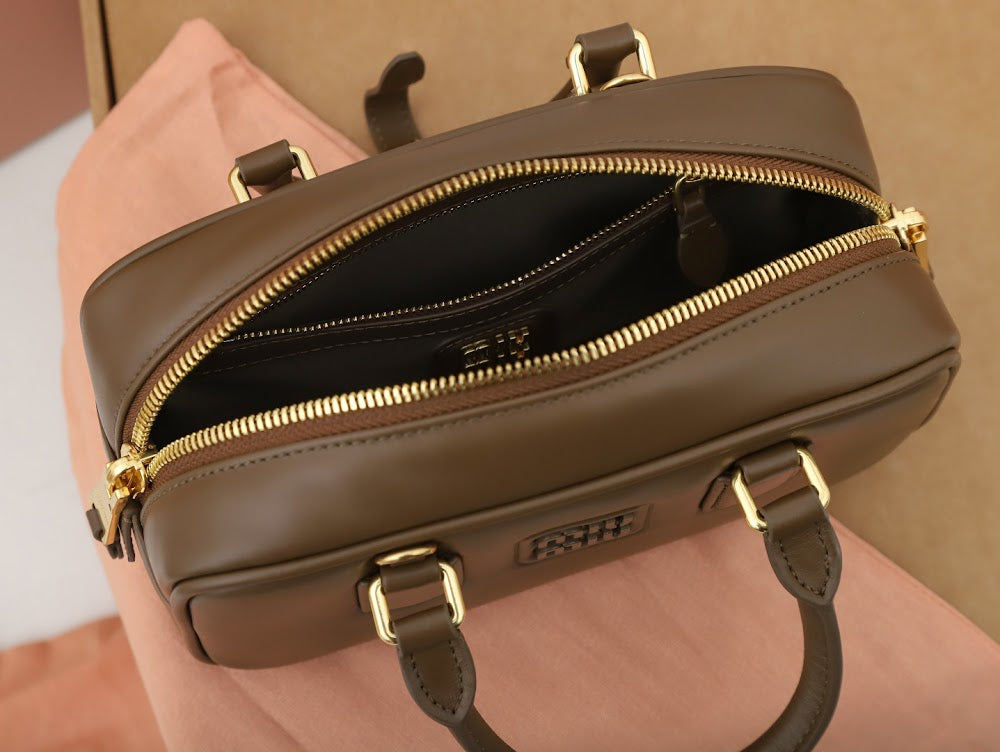 Dragons Bags Miun Miun Luxury Bag --123437