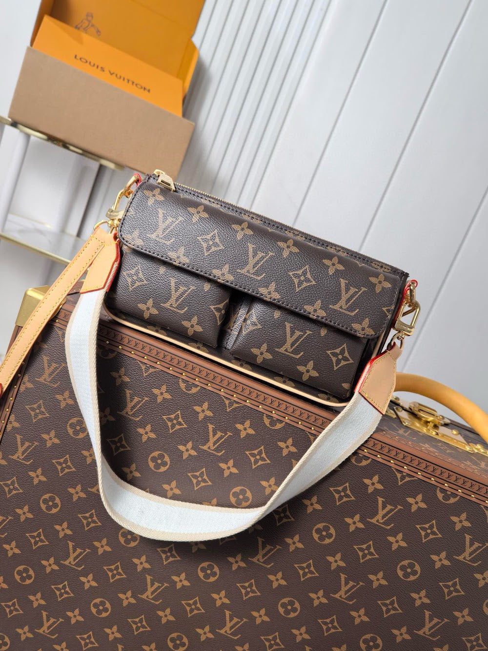 Dragons Bags ln Luxury Bag --81561