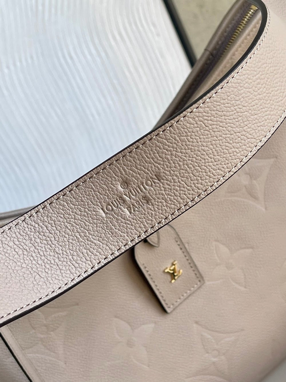 Dragons Bags ln Luxury Bag --97194