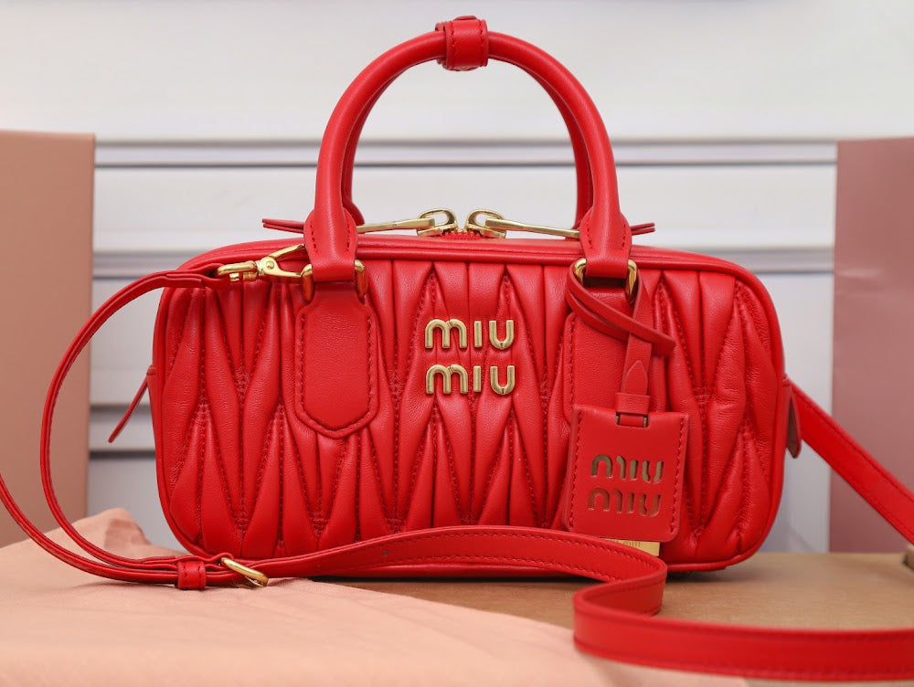 Dragons Bags Miun Miun Luxury Bag --123067