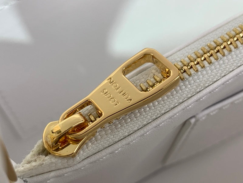 Dragons Bags ln Luxury Bag --62569