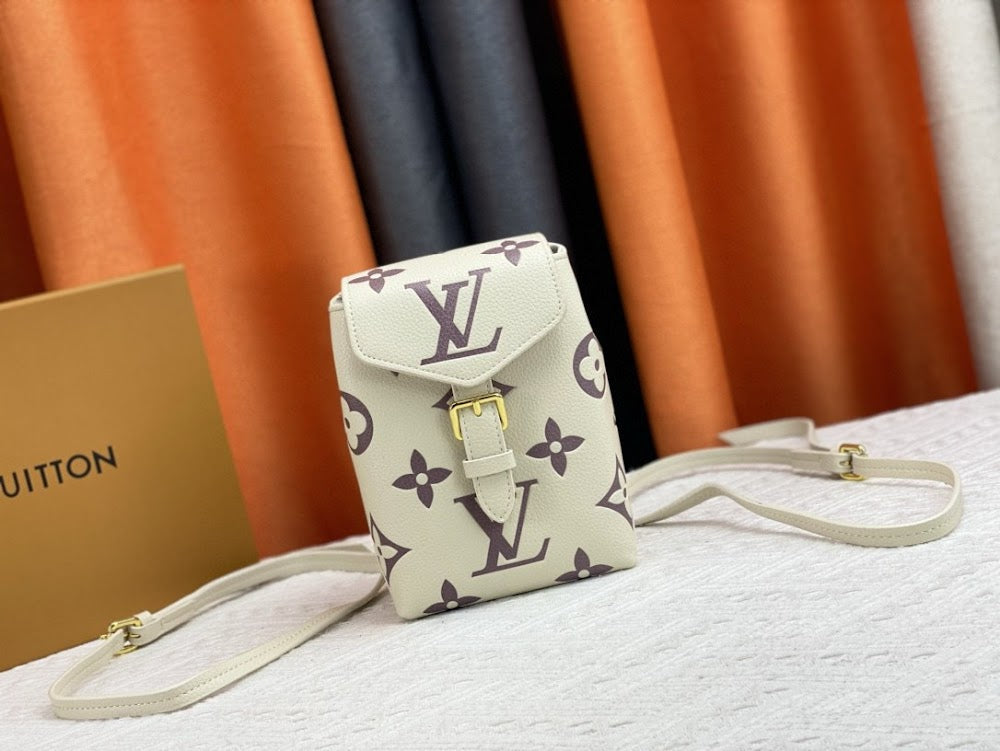 Dragons Bags ln Luxury Bag --81581