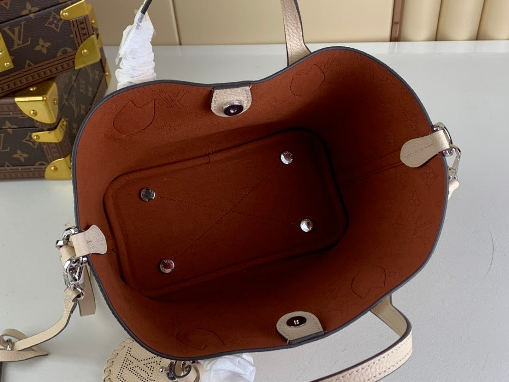 Dragons Bags ln Luxury Bag --67994