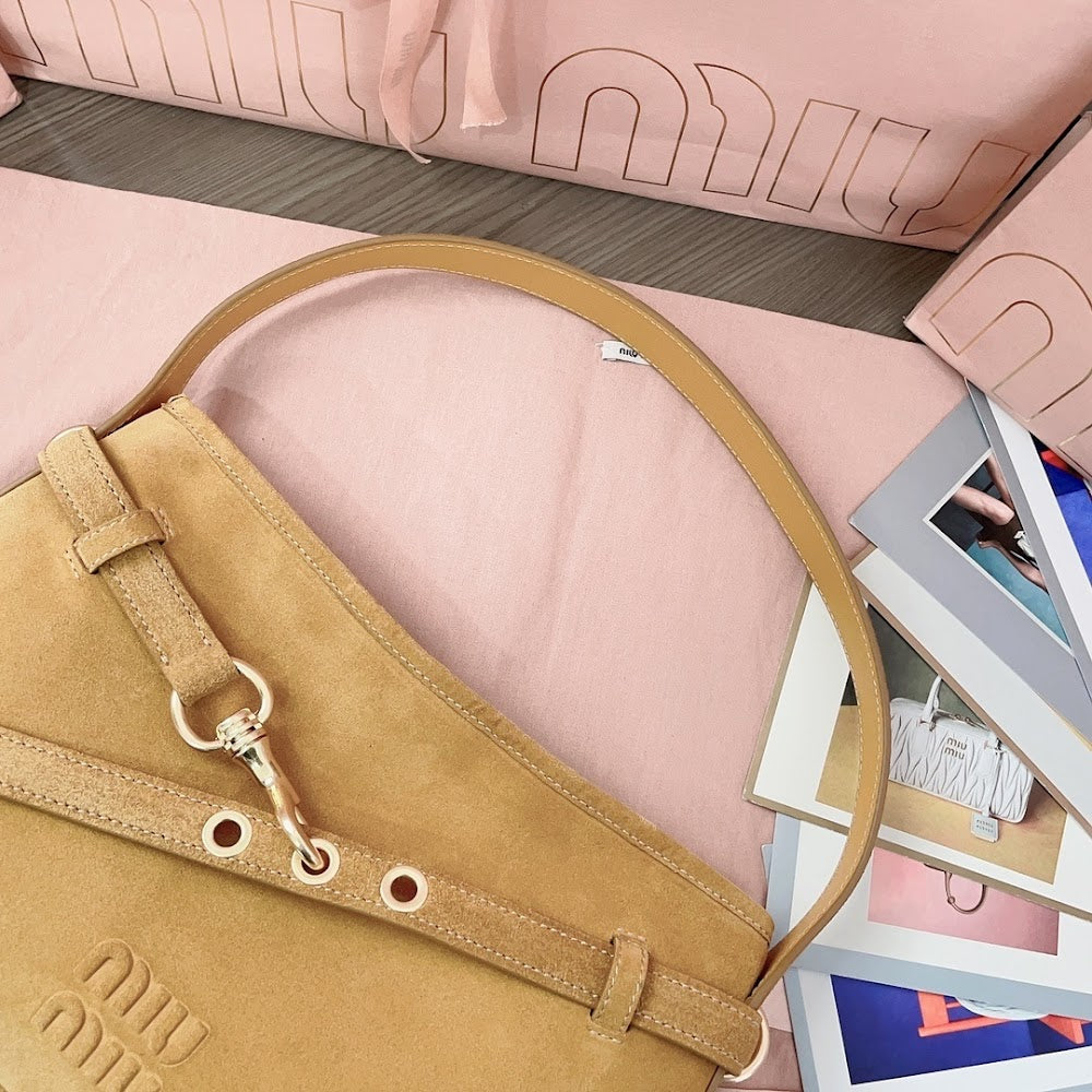 Dragons Bags Miun Miun Luxury Bag --122560