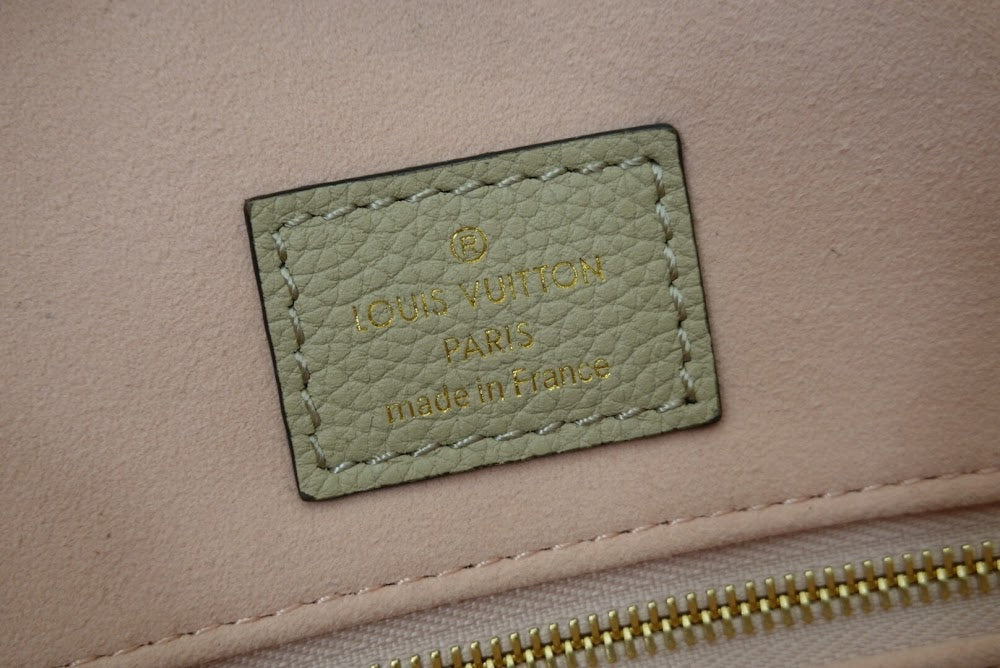 Dragons Bags ln Luxury Bag --60005