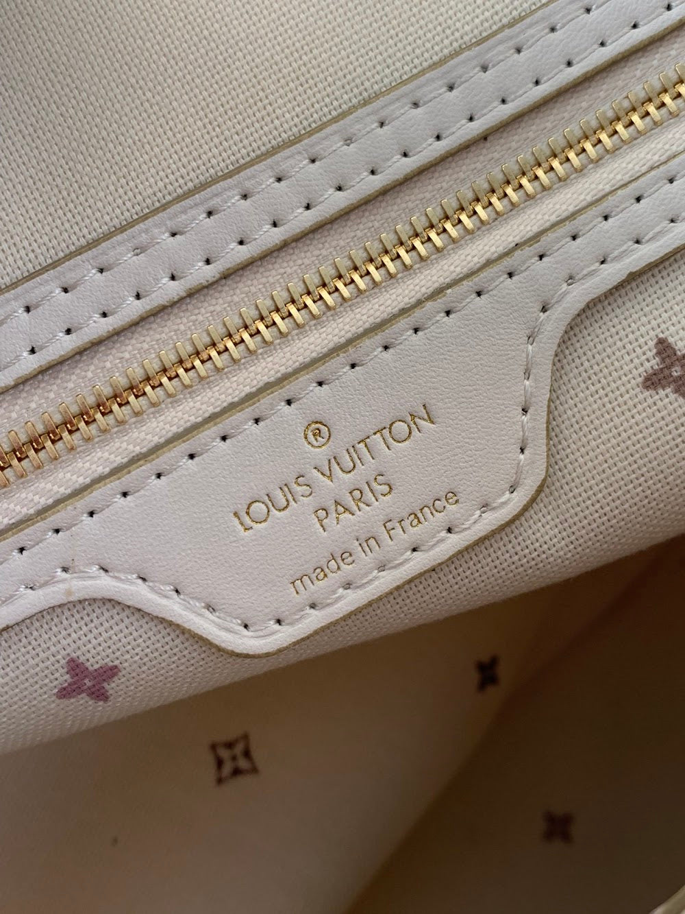 Dragons Bags ln Luxury Bag --67515