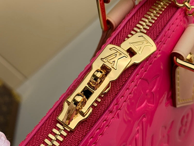 Dragons Bags ln Luxury Bag --68833