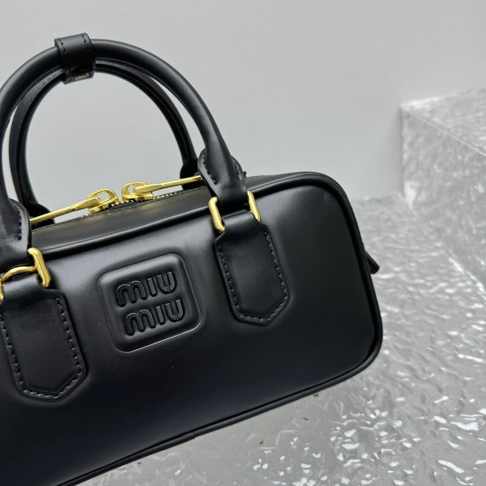 Dragons Bags Miun Miun Luxury Bag --123417