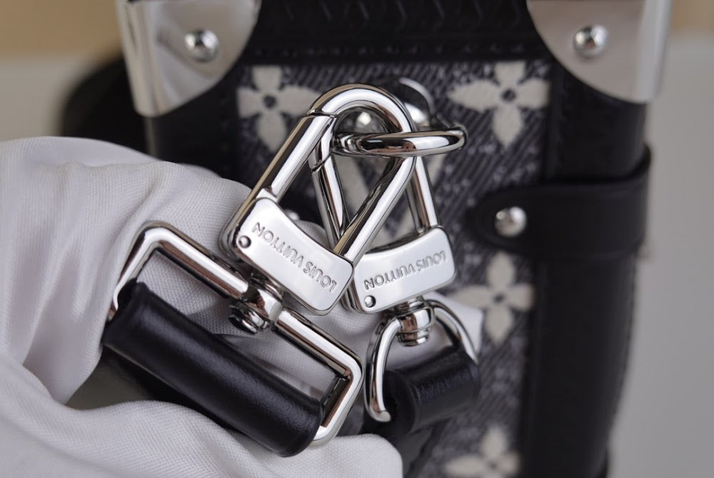 Dragons Bags ln Luxury Bag --67961