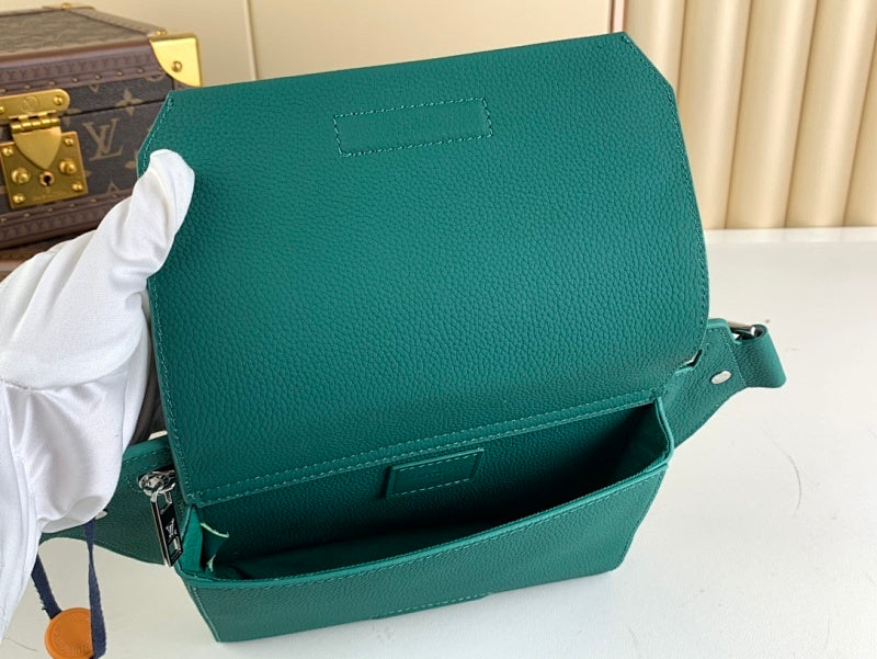 Dragons Bags ln Luxury Bag --61714