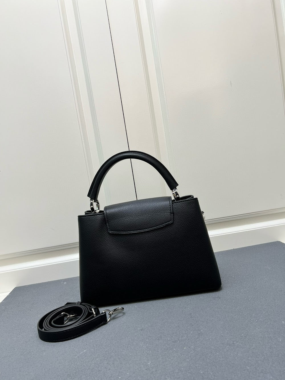 Dragons Bags ln Luxury Bag --81728