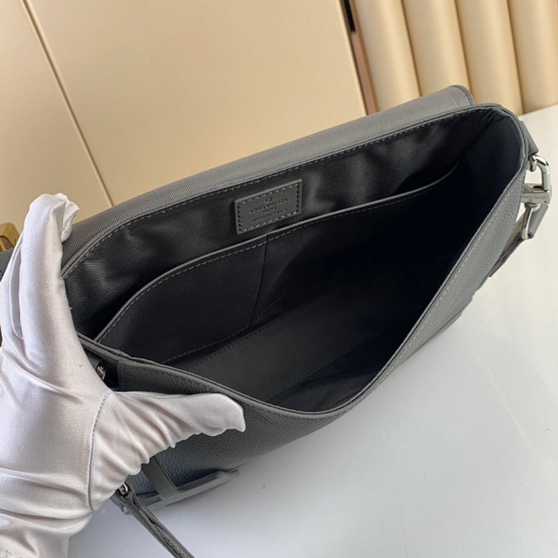 Dragons Bags ln Luxury Bag --60806