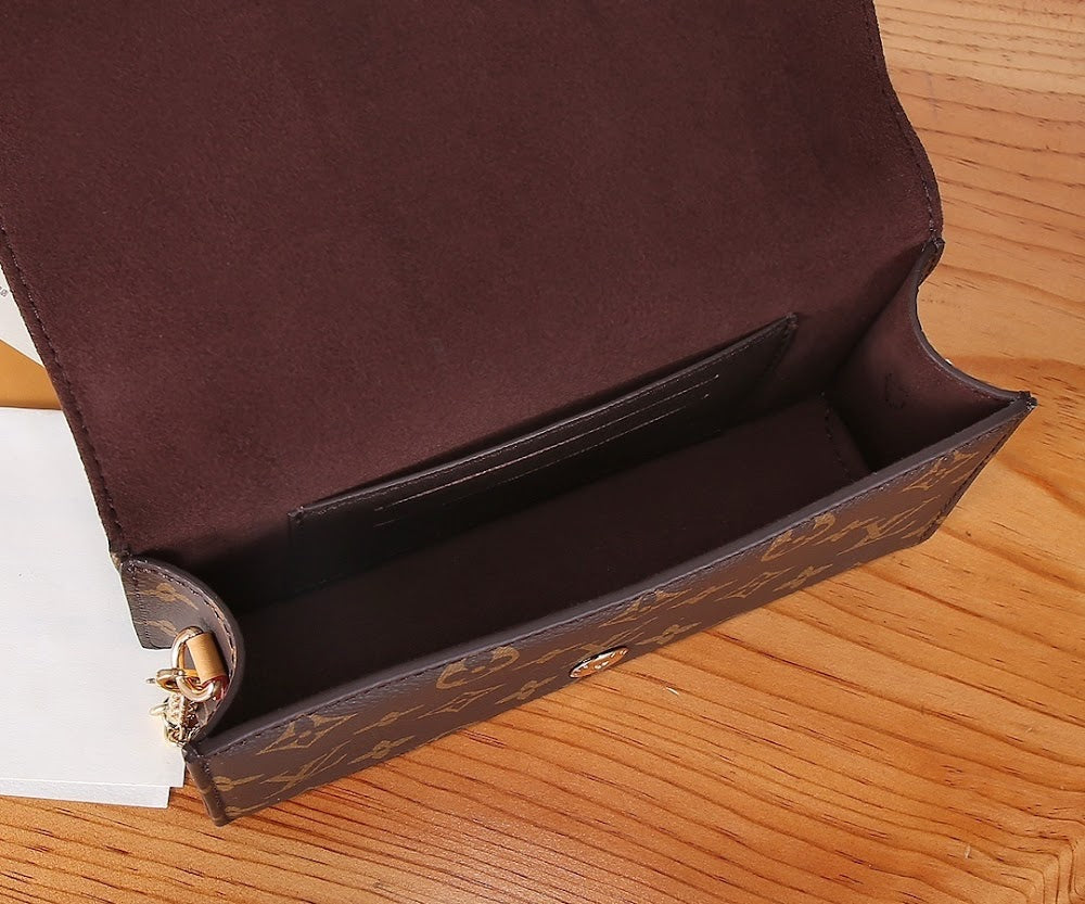 Dragons Bags ln Luxury Bag --97288