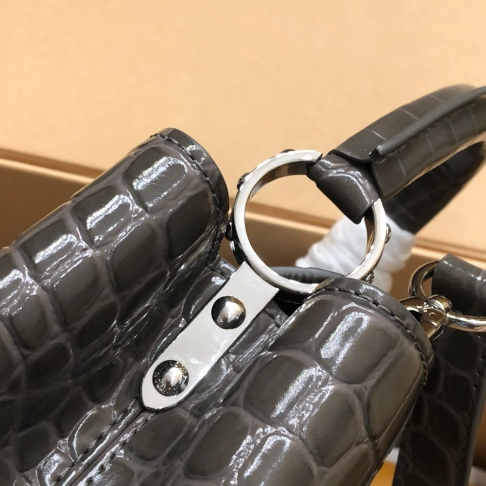 Dragons Bags ln Luxury Bag --60884