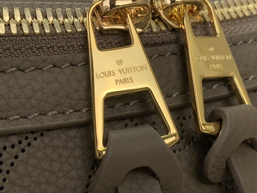 Dragons Bags ln Luxury Bag --97299