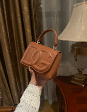 new-luxury-designer-bags-nm6882