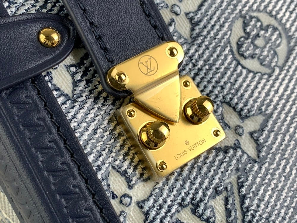 Dragons Bags ln Luxury Bag --61826
