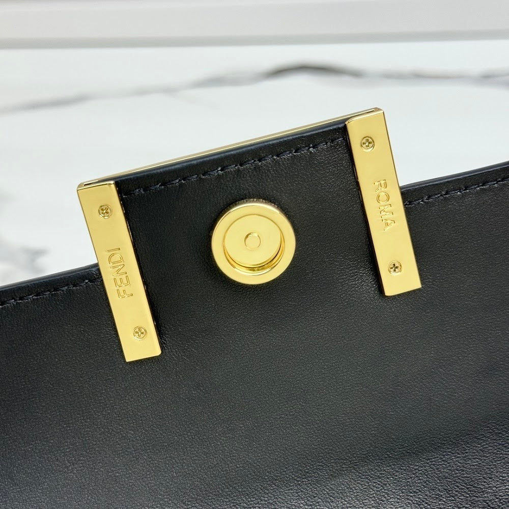 new-luxury-designer-bags-nm15785