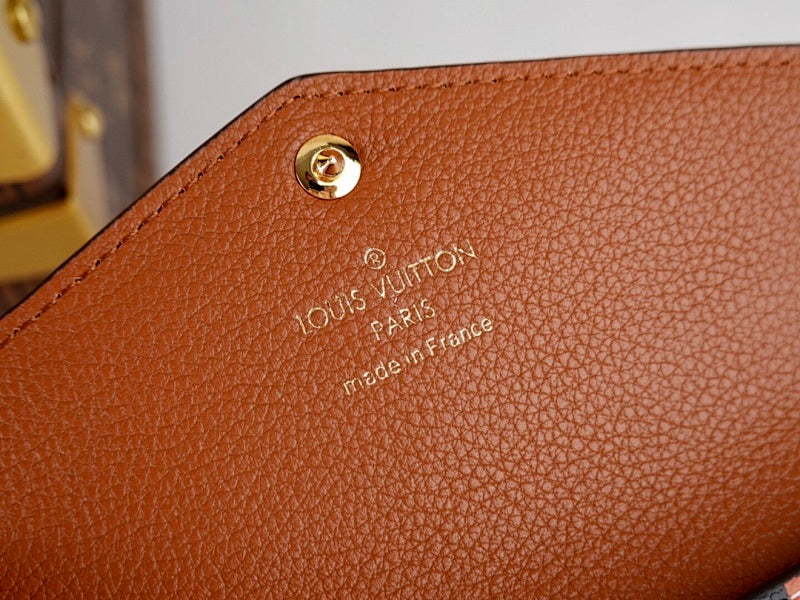 Dragons Bags ln Luxury Bag --60632
