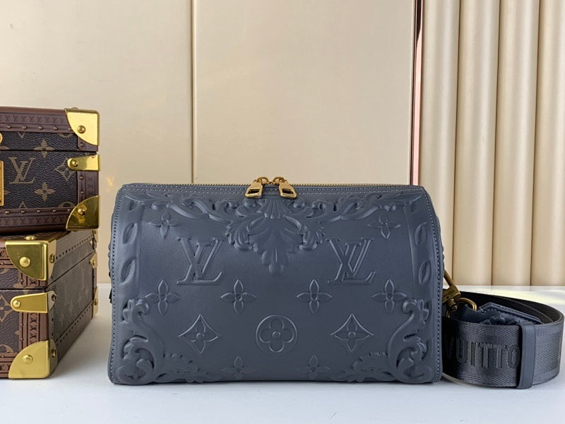 Dragons Bags ln Luxury Bag --61650